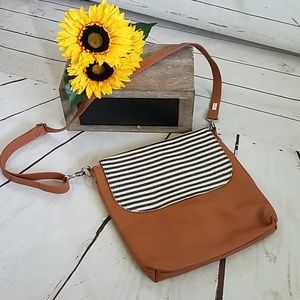 Studio 31 crossbody modern